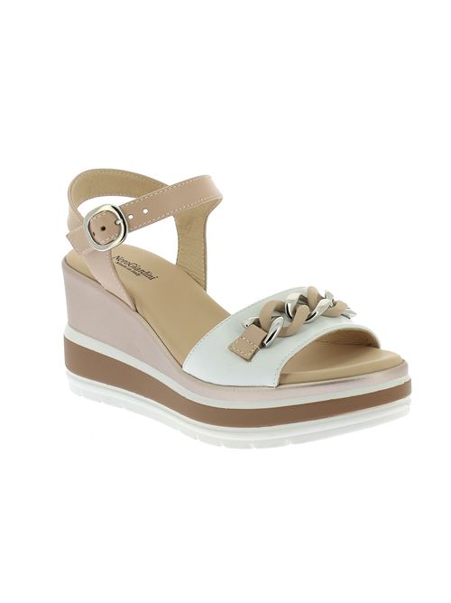 sandalo da donna con zeppa in pelle bianca e beige NERO GIARDINI | E410530D707